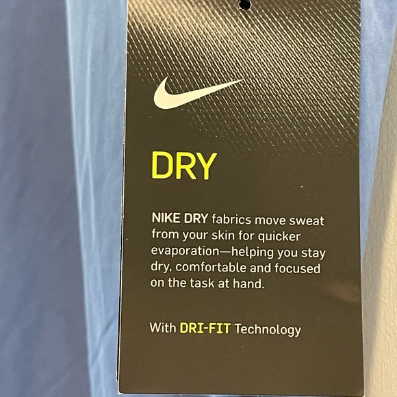 Nike dri-fit running top. NWT. Size L - Picture 2 of 4
